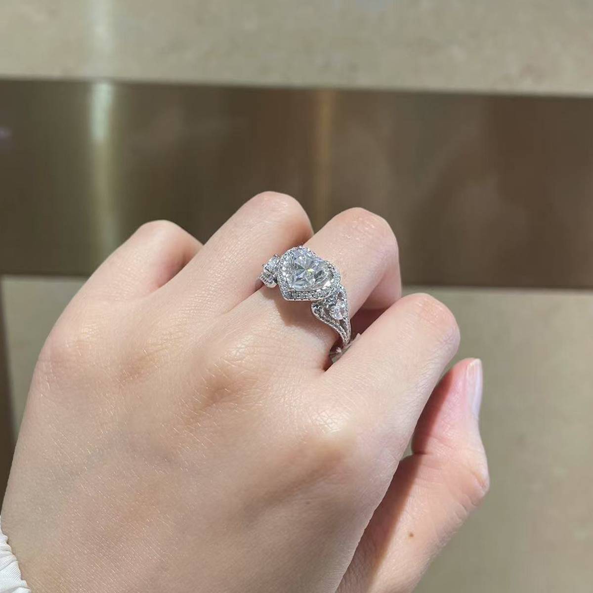 Heart shaped Women's Ring S925 Silver Plated Platinum Customized Selection Main Stone Moissanite Diamond 1.2ct/Secondary Stone High Carbon Diamond